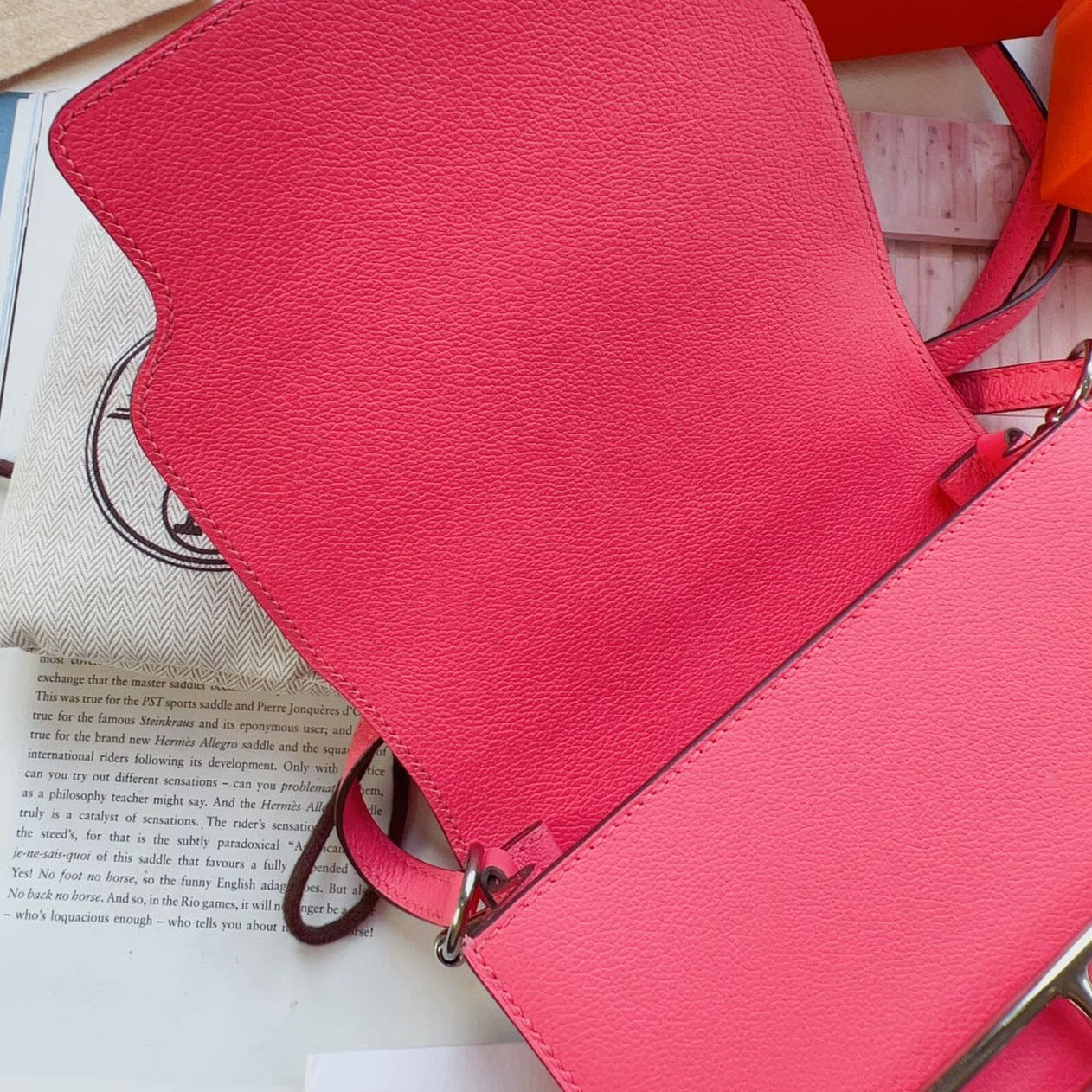 Hermès Mini Roulis 8W Shoulder Crossbody Bag Evercolor Leather