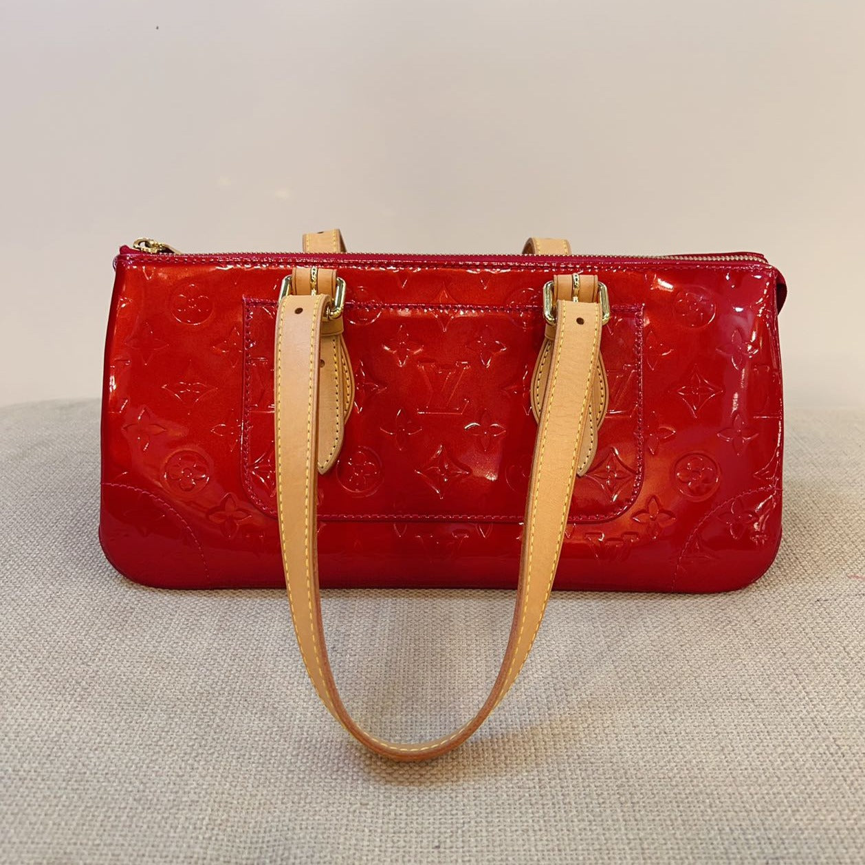 Louis Vuitton Pomme D’amour Monogram Vernis Rosewood Avenue Bag