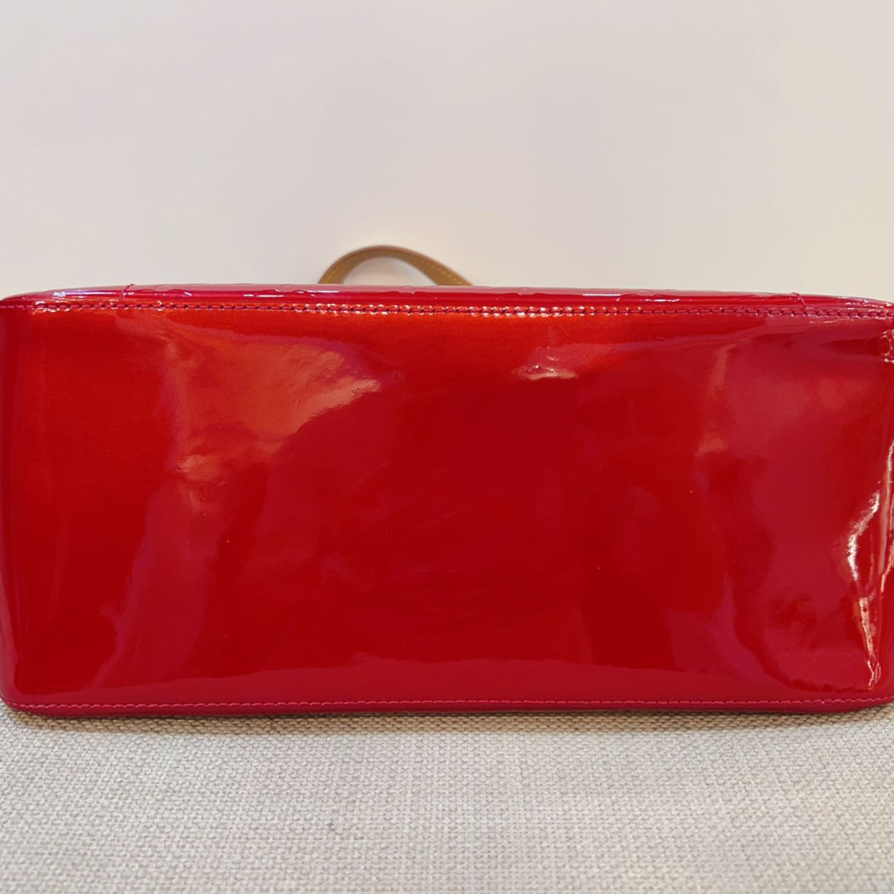 Louis Vuitton Pomme D’amour Monogram Vernis Rosewood Avenue Bag