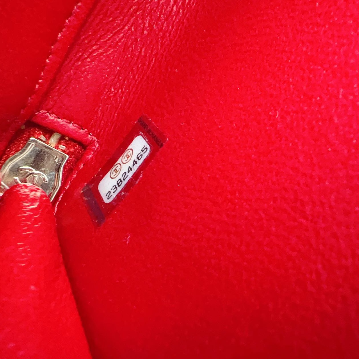 Chanel-Small-Business-Affinity-Flap-Caviar-Red-GHW-Serial