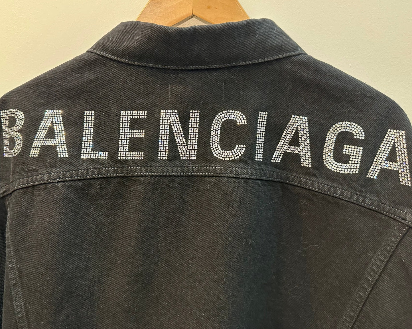 BALENCIAGA JAPANESE ALL BLACK DENIM JACKET WITH LOGO NEW SIZE F36