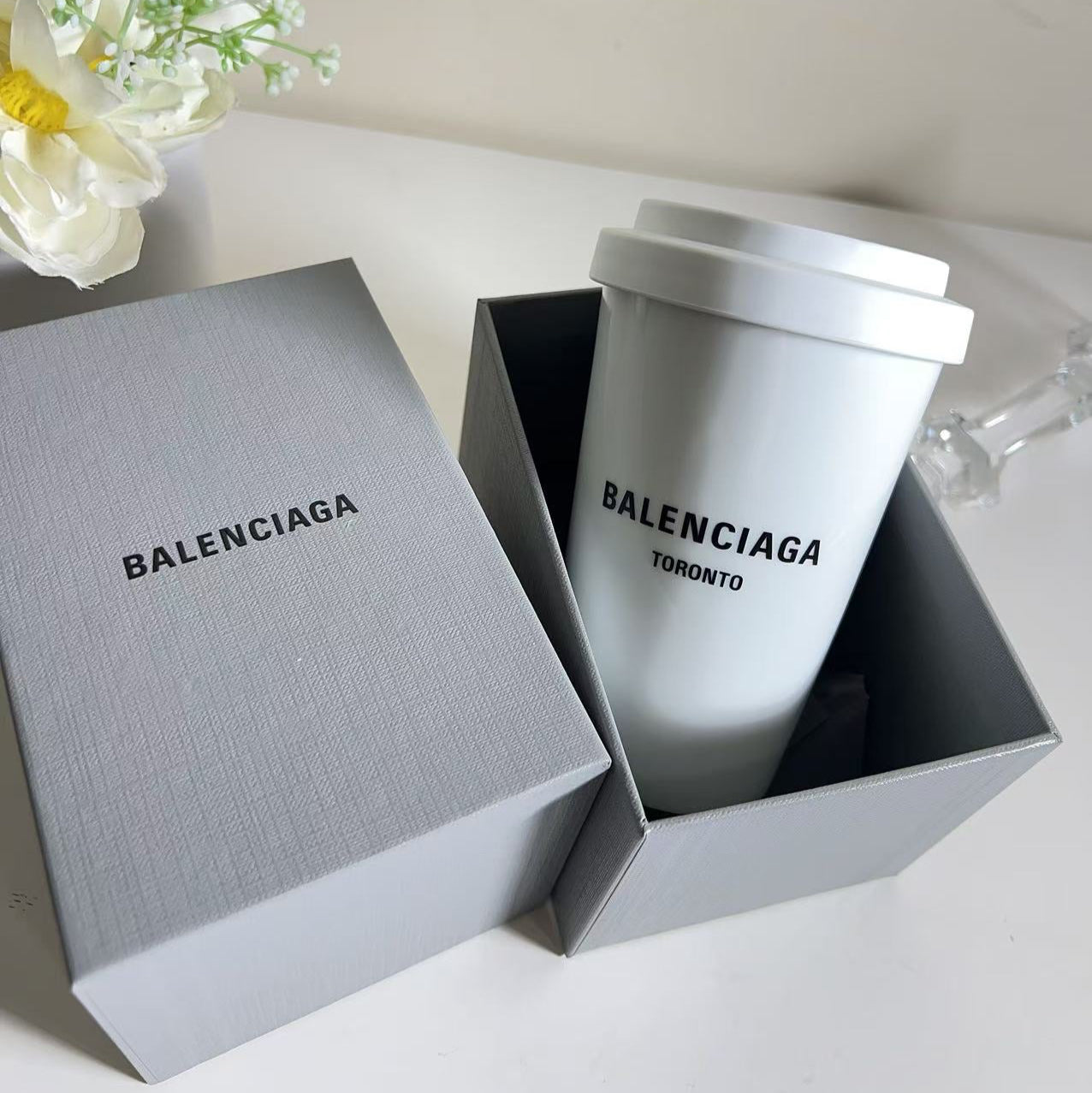 BALENCIAGA Toronto Coffee Cup In White
