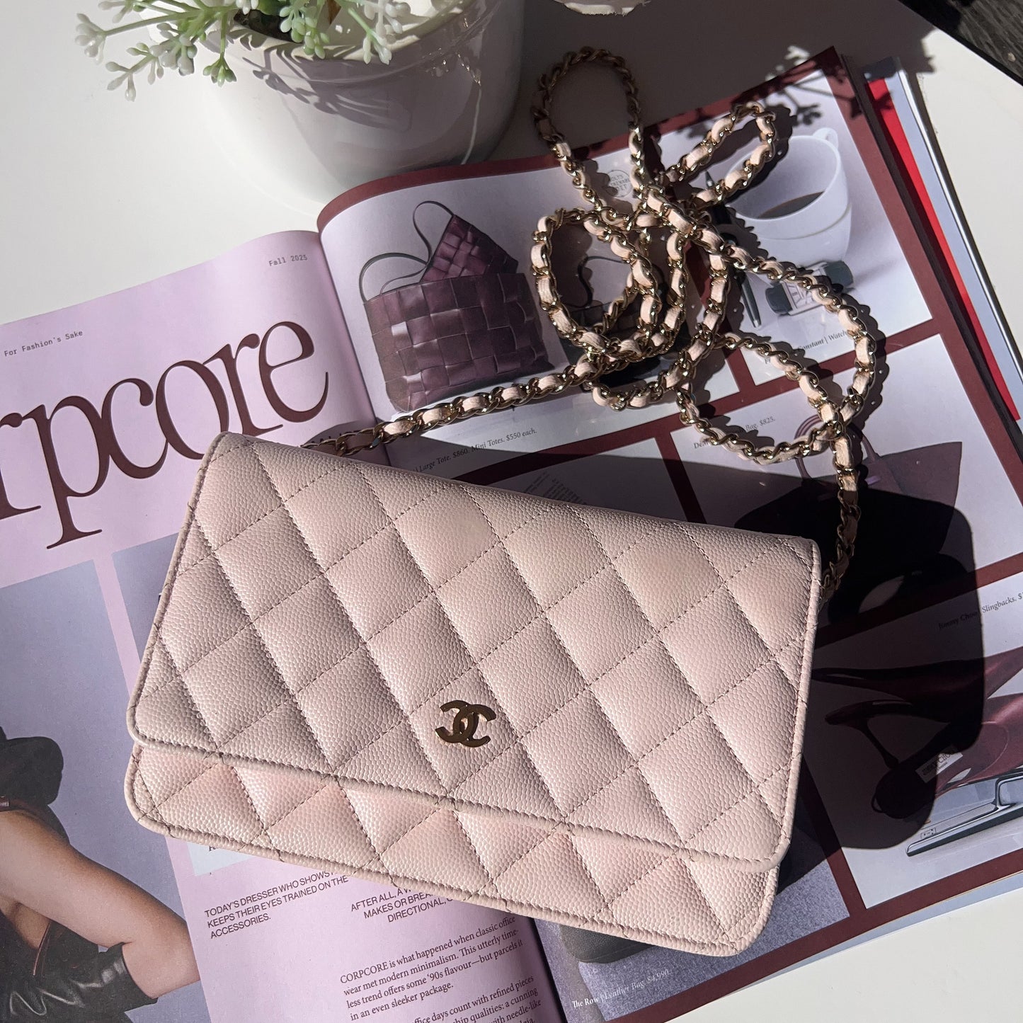 Pink quilted handbag with gold chain