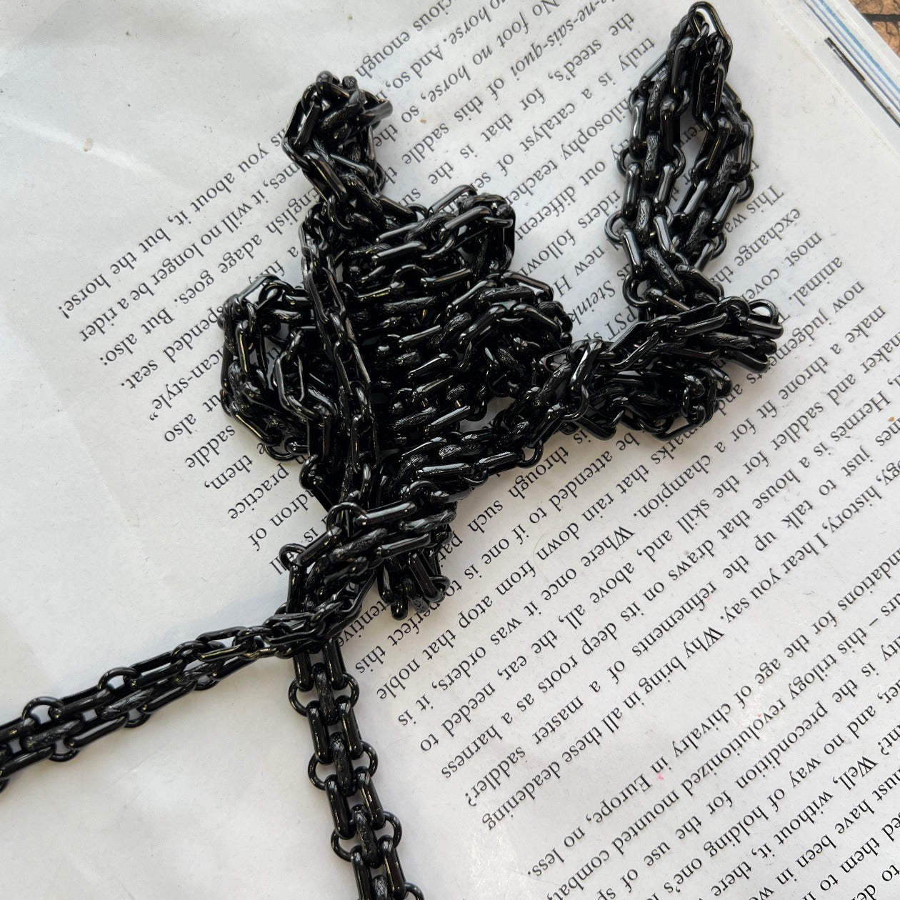 Chanel-Aged-Calfskin-Quilted-Reissue-WOC-So-Black-chain1