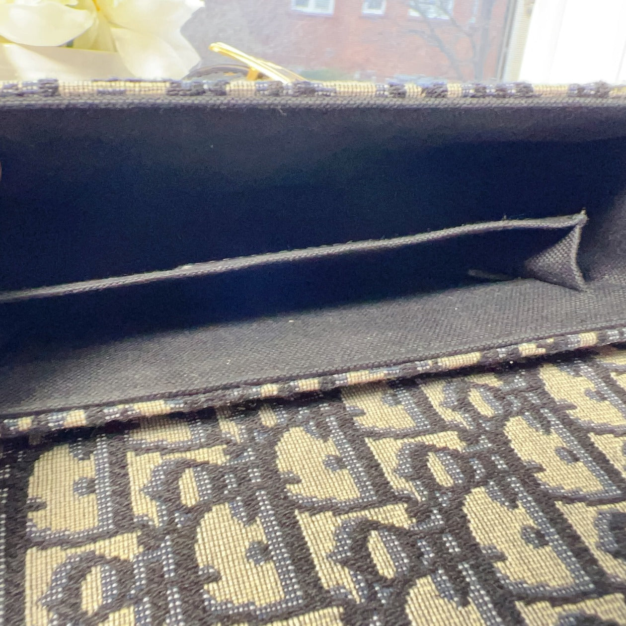 Dior 30 Montaigne Box Oblique