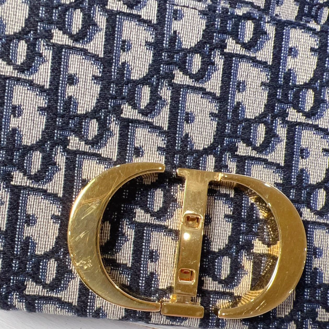 Dior 30 Montaigne Box Oblique