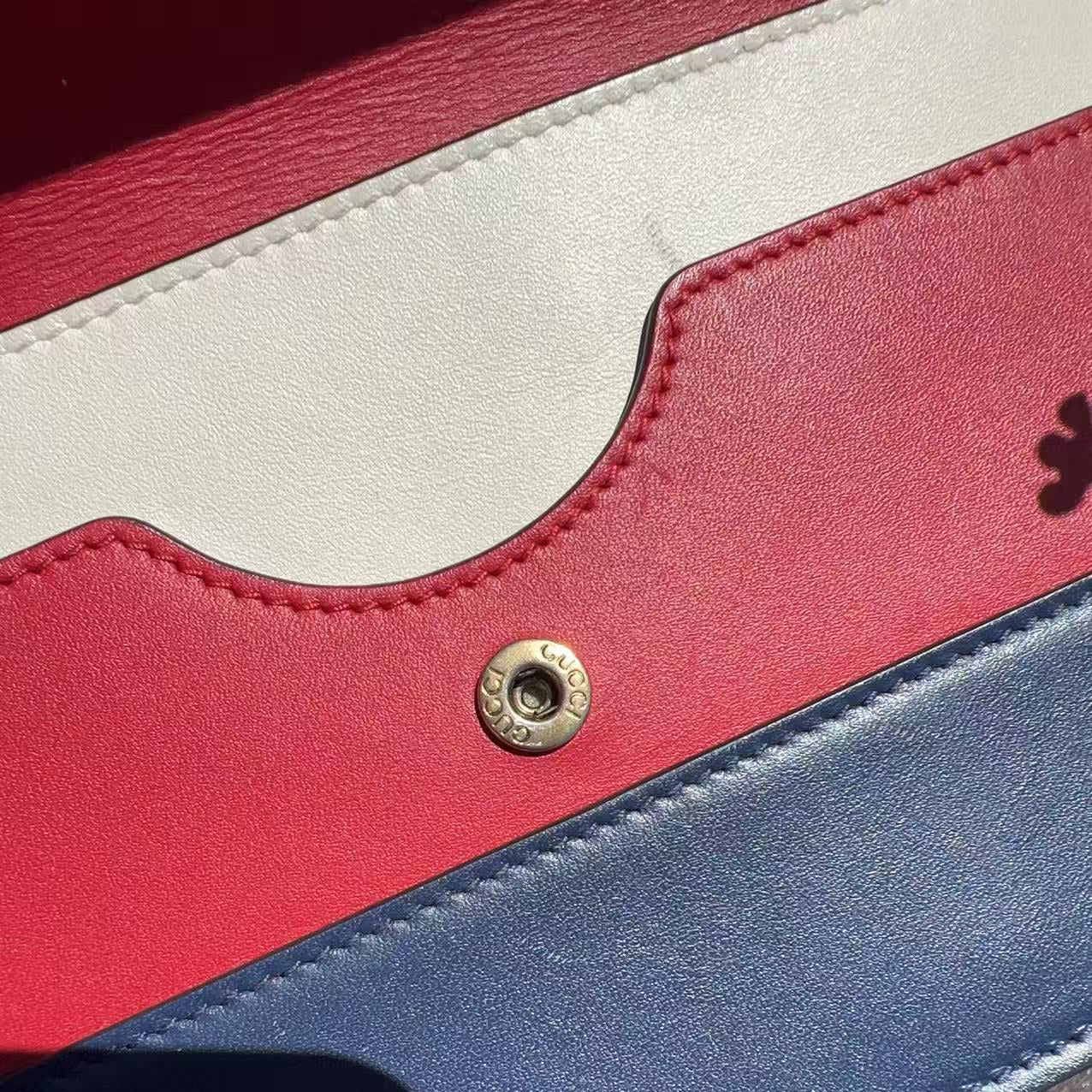 GUCCI RED NAVY QUEEN MARGARET WALLET ON CHAIN