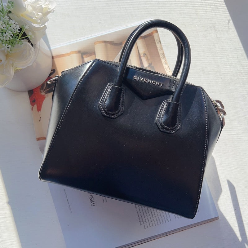 Givenchy Mini Antigona Bag