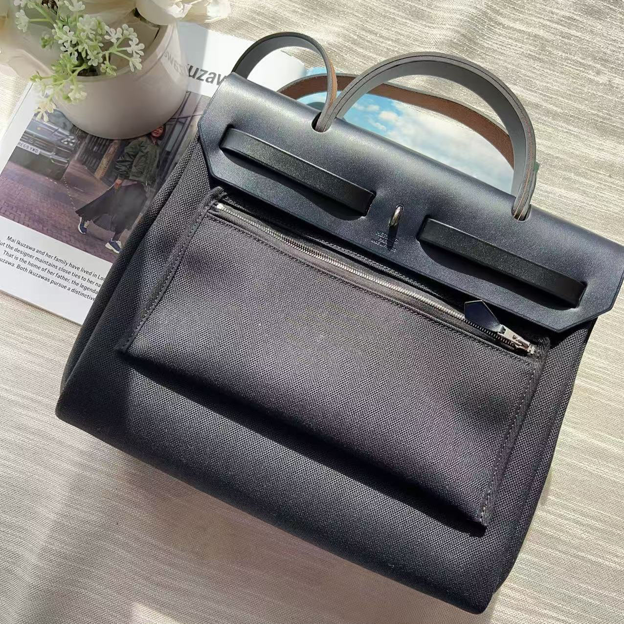 Hermes Herbag Zip Retourne 31 PM Toile Vache Hunter Black and Dark Blue PHW