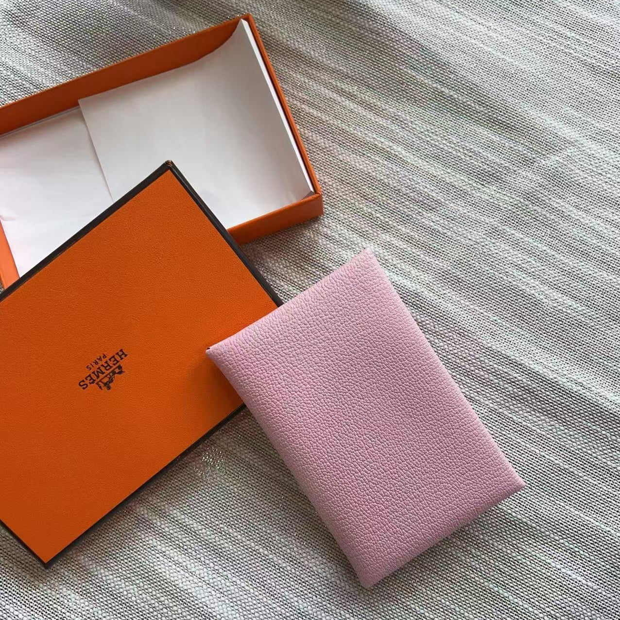 Hermes Calvi Card Holder Rose New