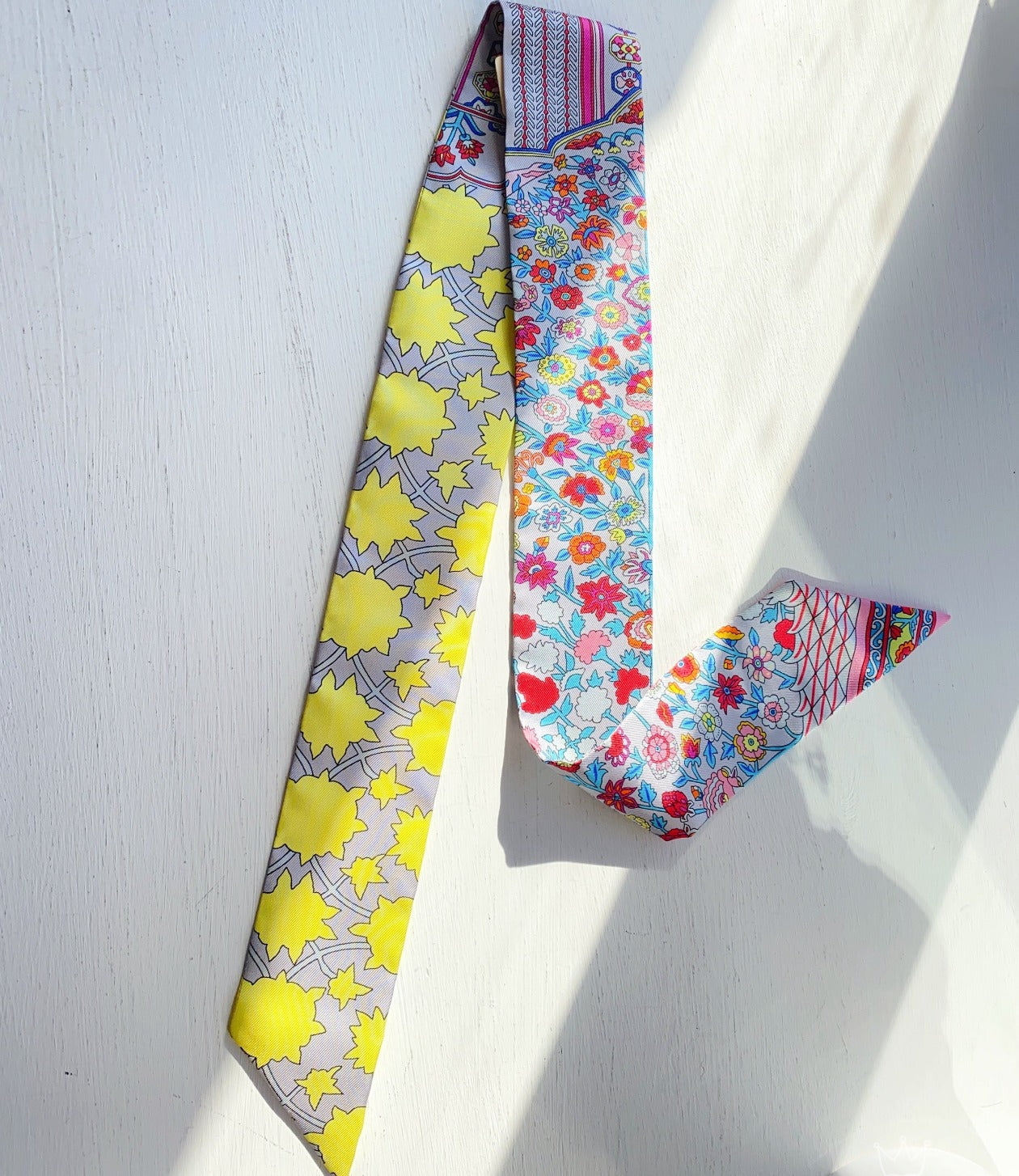 Hermès Twilly Silk Tapis Persans Scarf with Tag 