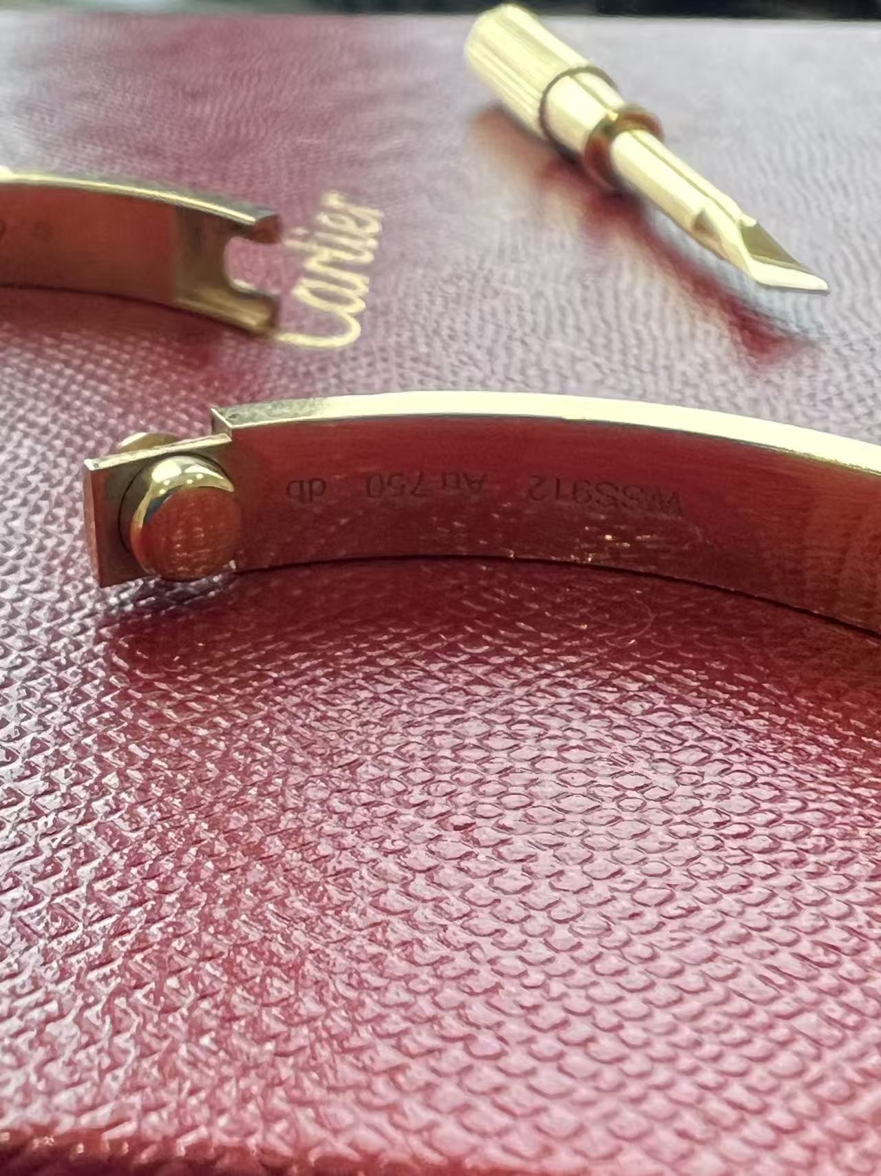 Cartier LOVE Bracelet, 4 Diamonds Yellow Gold 2024