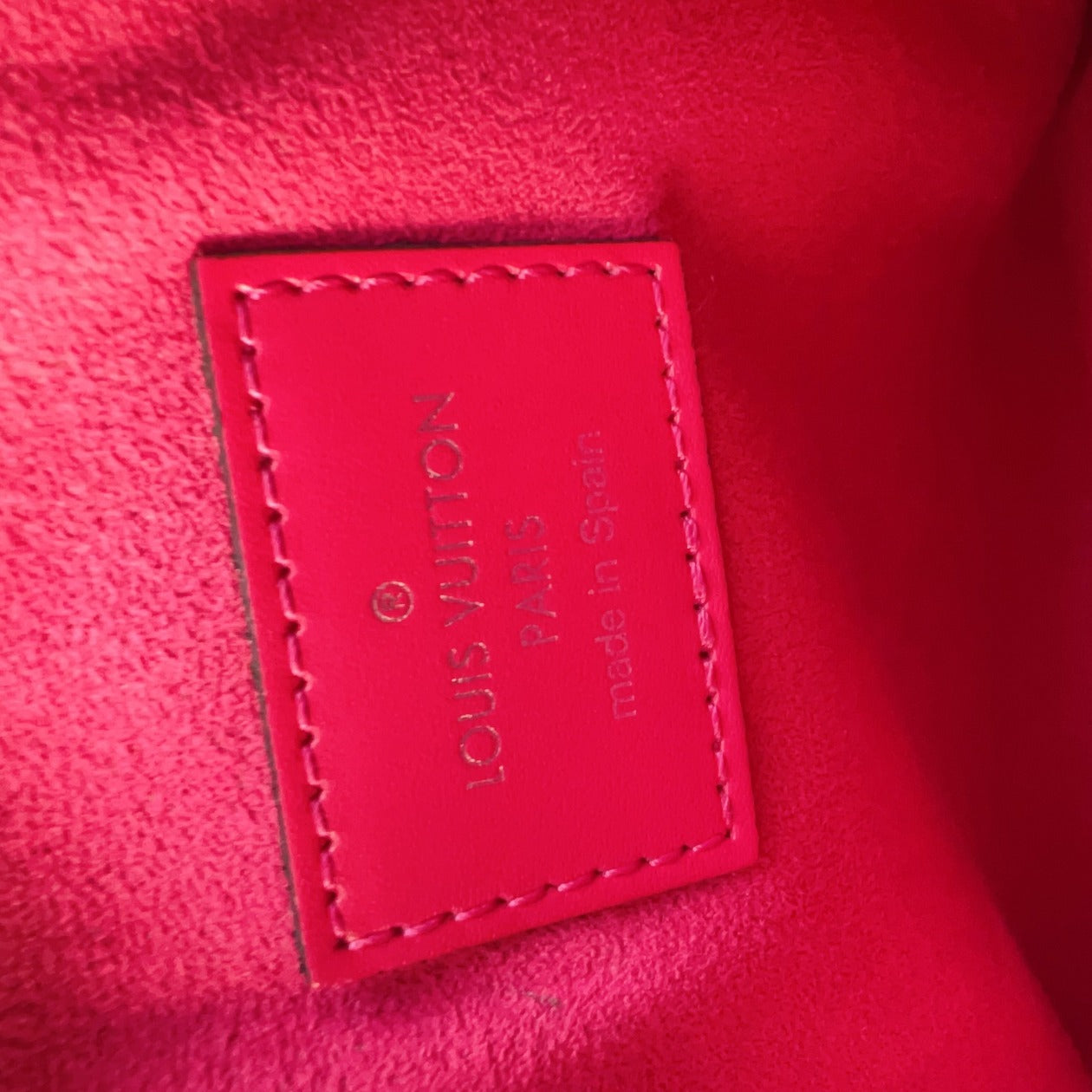 Louis Vuitton Pochette Pratt EPI Fuchsia Pink