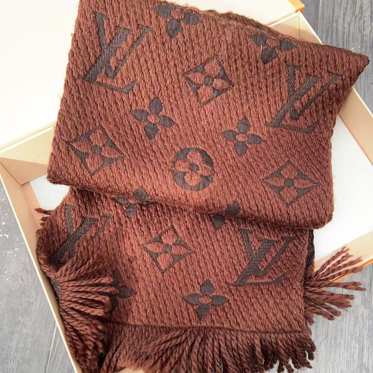 Louis Vuitton Men's Logomania Wool Shawl in Dark Brown