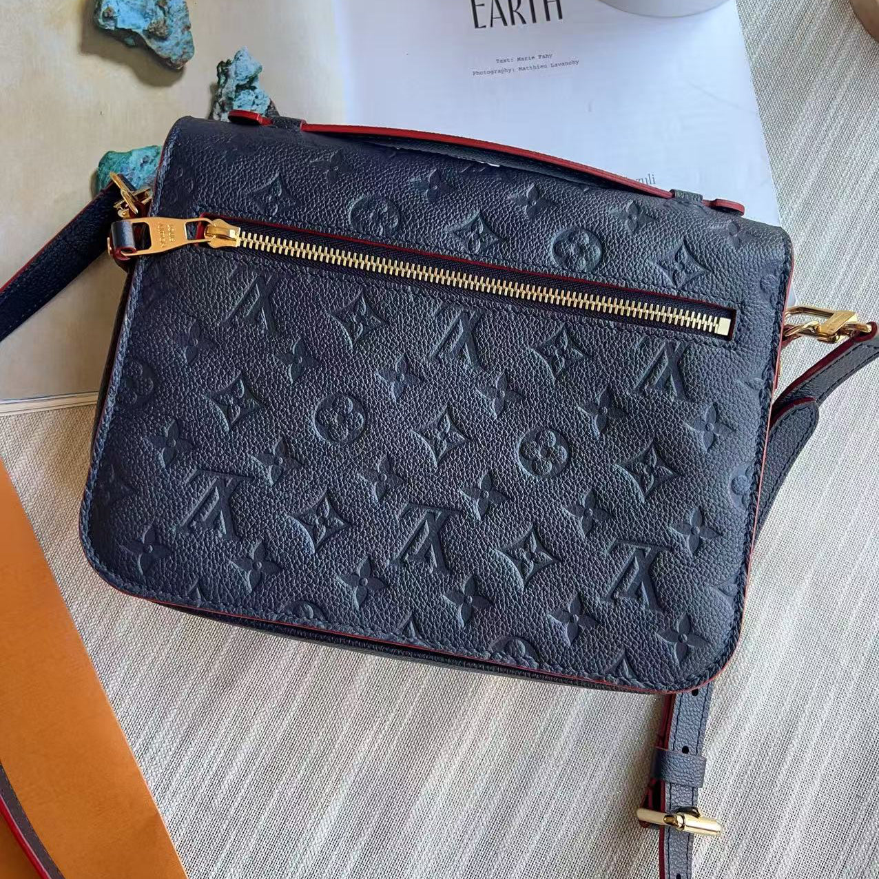 Louis Vuitton Empreinte Pochette Metis Marine Rouge