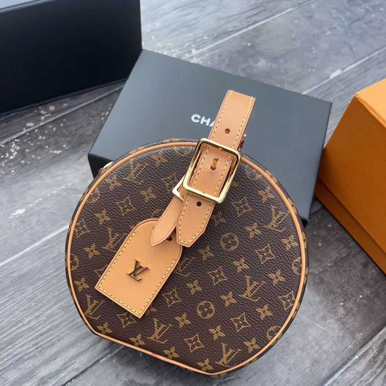 Louis Vuitton Monogram Petite Boite Chapeau