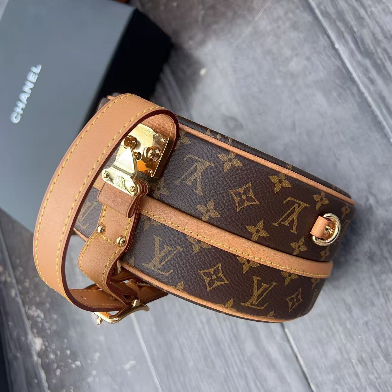 Louis Vuitton Monogram Petite Boite Chapeau