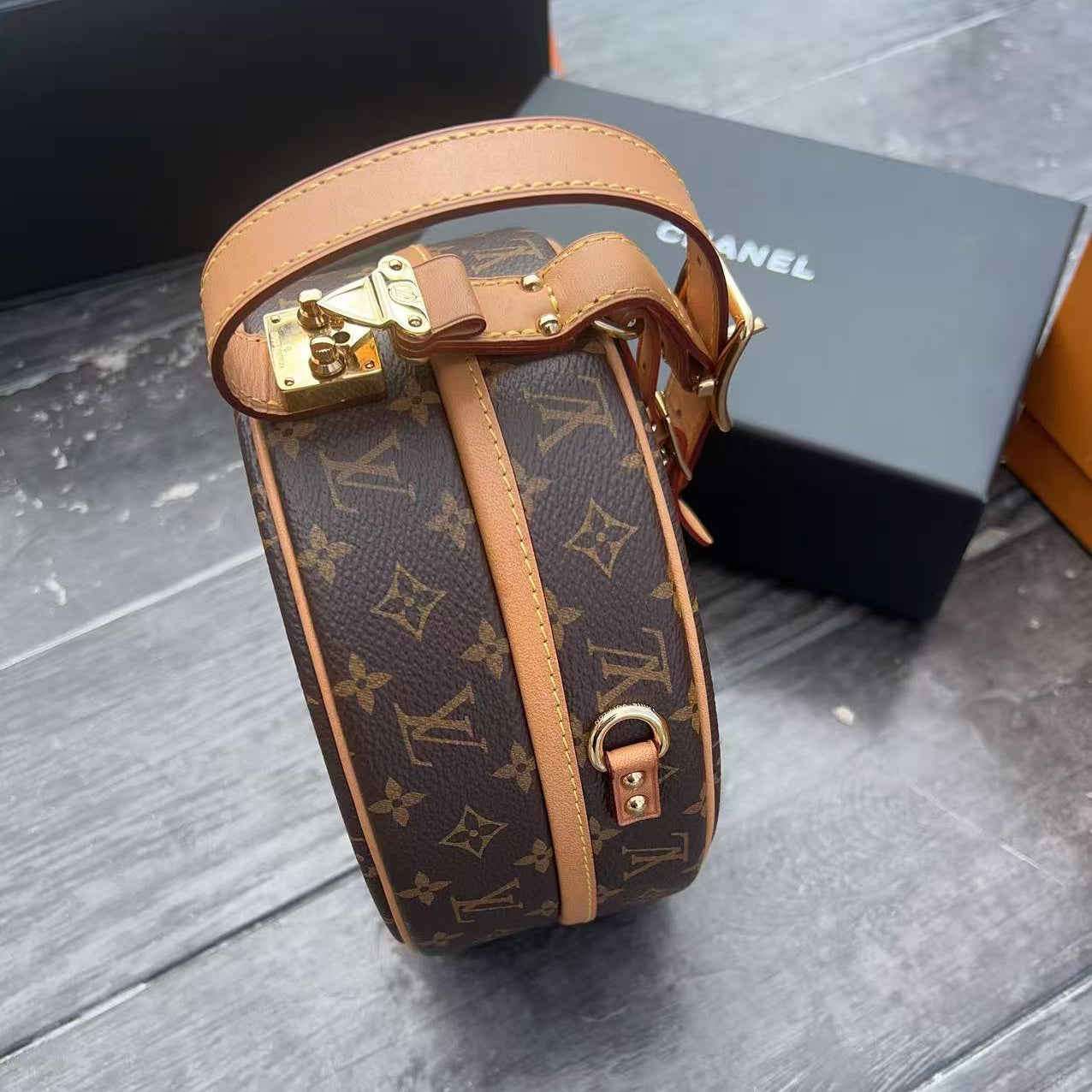 Louis Vuitton Monogram Petite Boite Chapeau