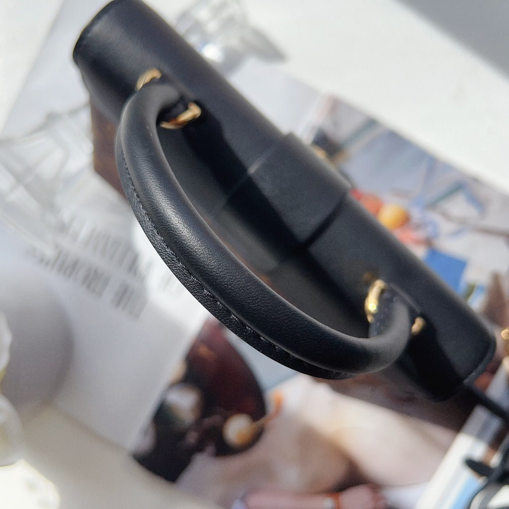 Louis Vuitton Lock BB Black