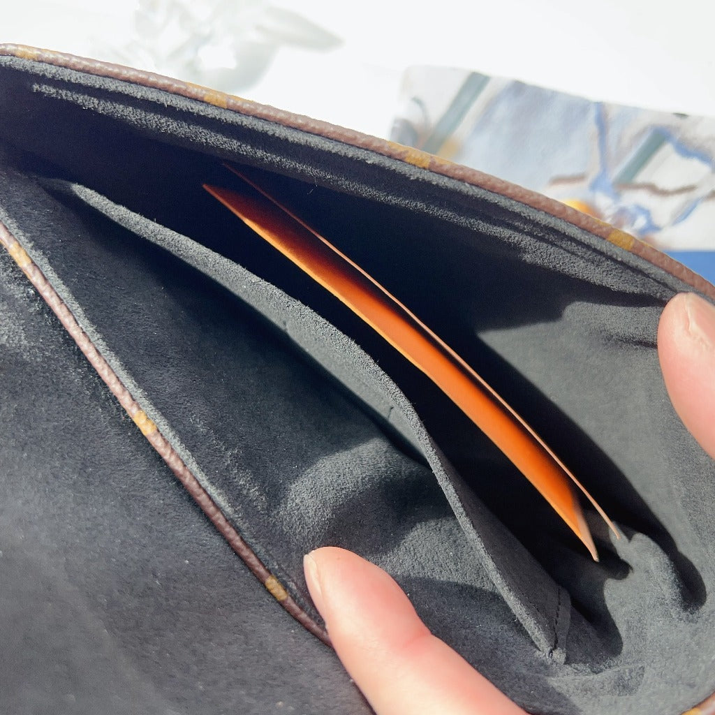 Louis Vuitton Lock BB Black