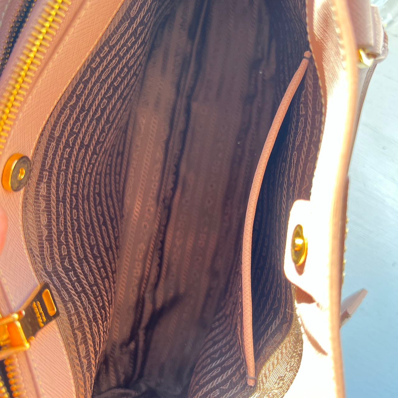 Prada Saffiano Medium Tote Cammeo