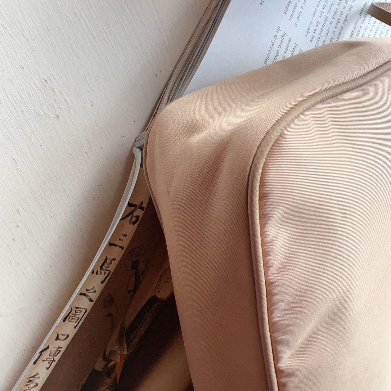 Prada Saffiano Re-Edition 2005 Bag Neutrals