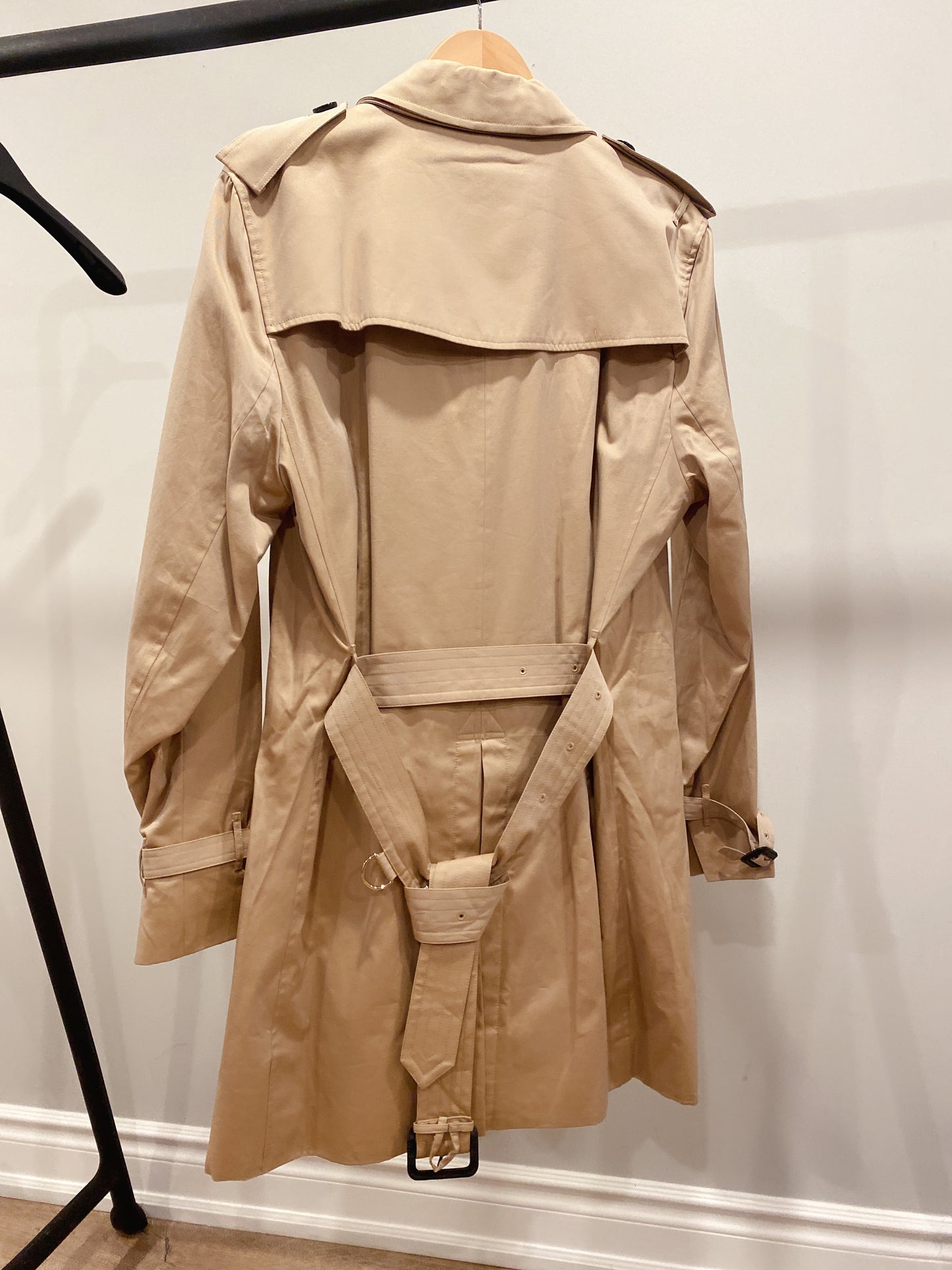 Burberry Coat SizeM