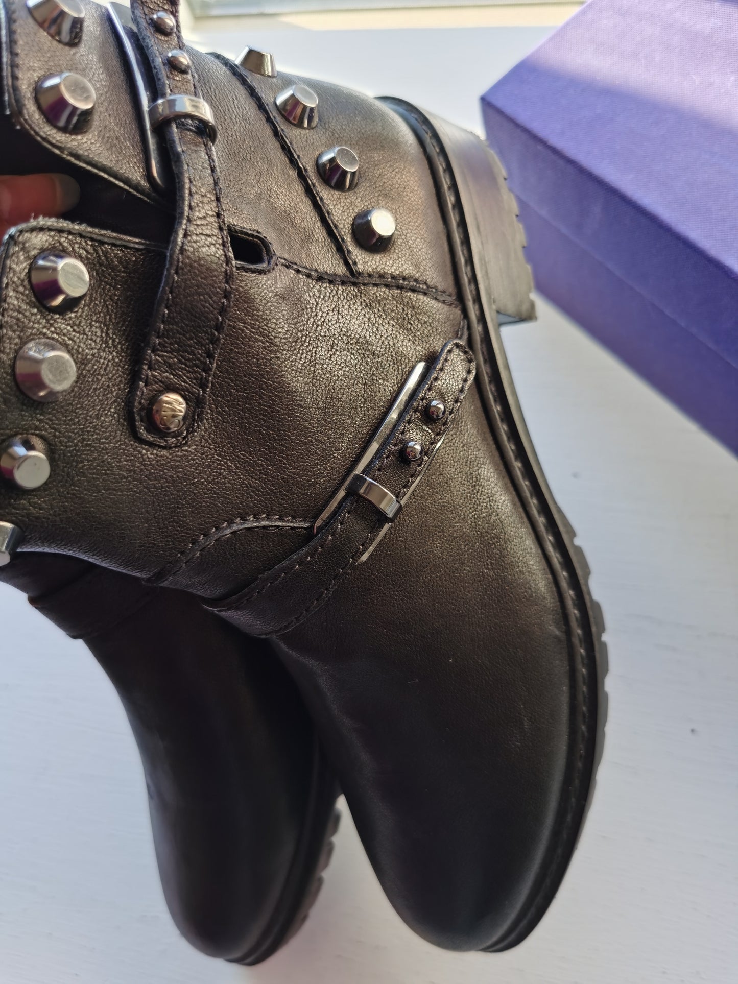 Stuart Weitzman GoWest Studded Leather Black Ankle Boots Size35.5