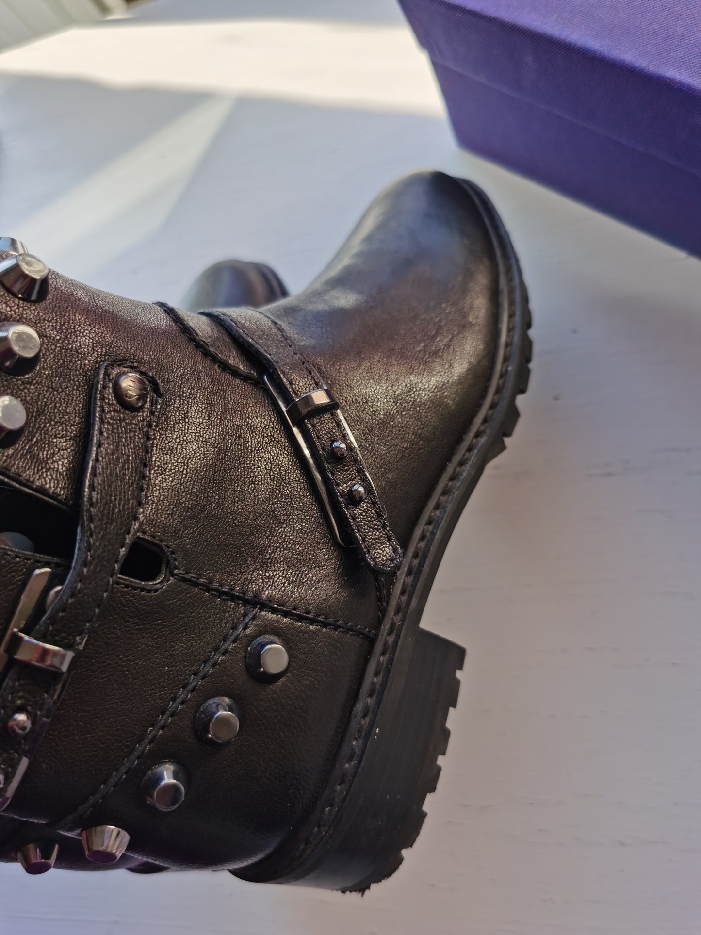 Stuart Weitzman GoWest Studded Leather Black Ankle Boots Size35.5