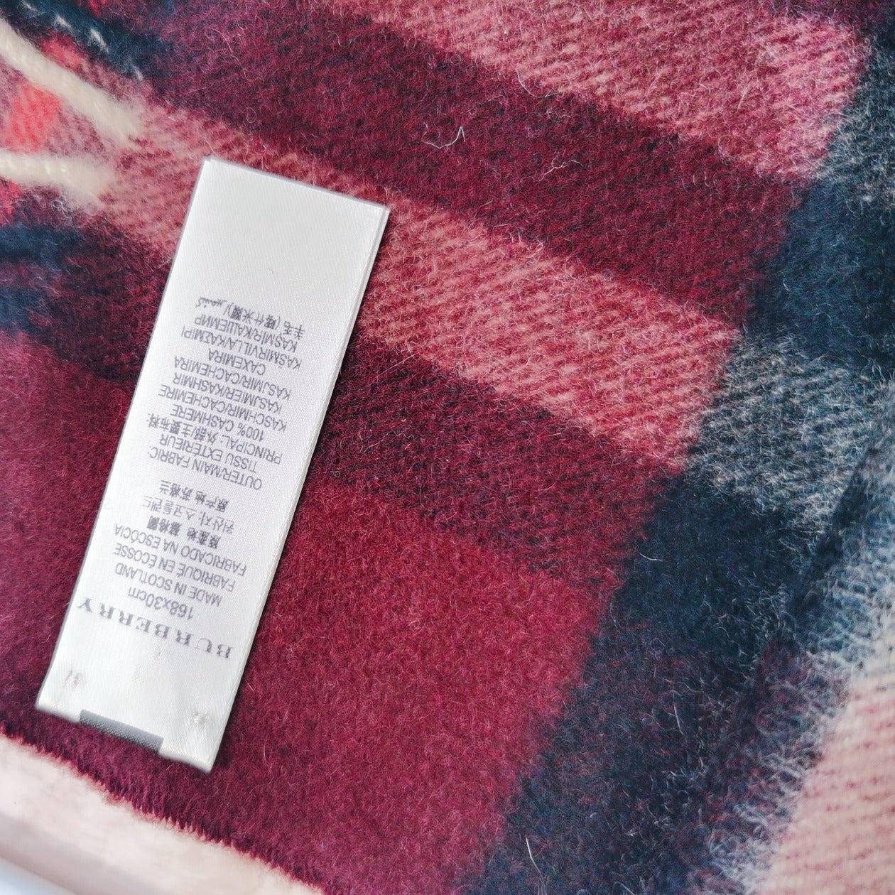 Burberry Cashmere Plaid Print Scarf New
