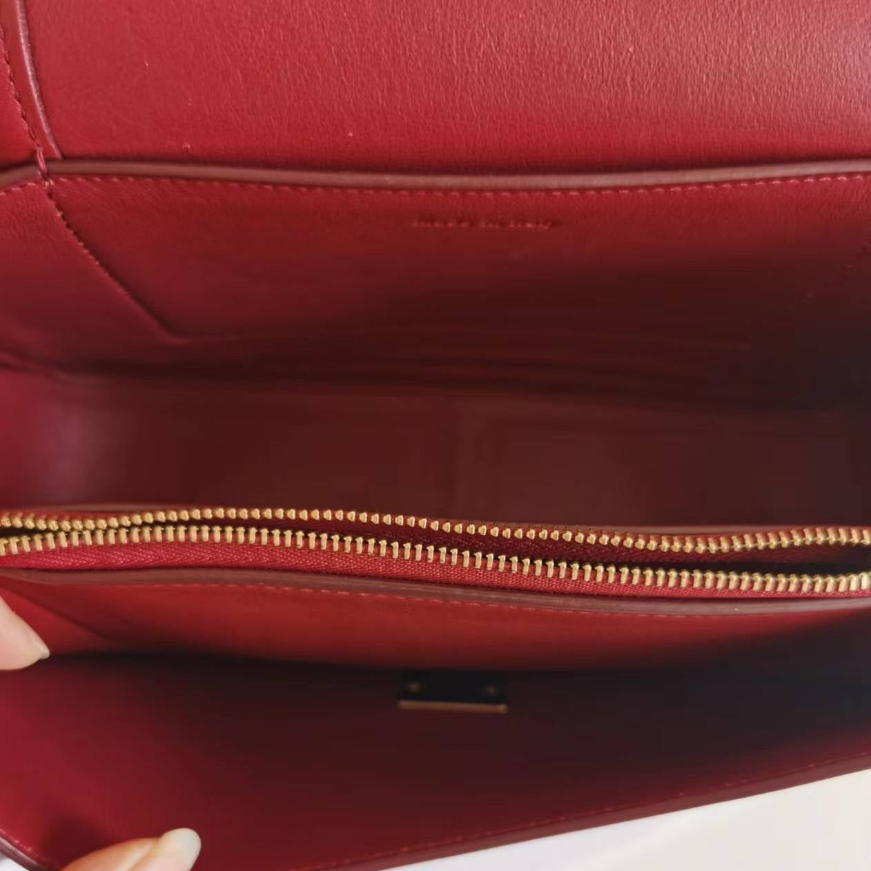 CELINE Shiny Smooth Calfskin Medium Frame Shoulder Bag Ruby Nude - luxhub.ca