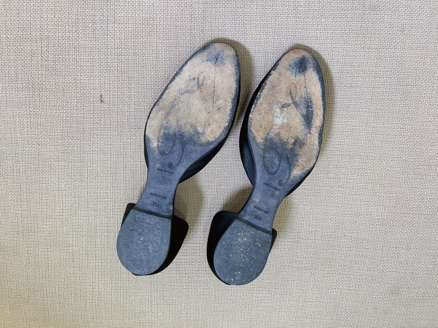 Roger Viver Satin Crystal Embellishments Flats