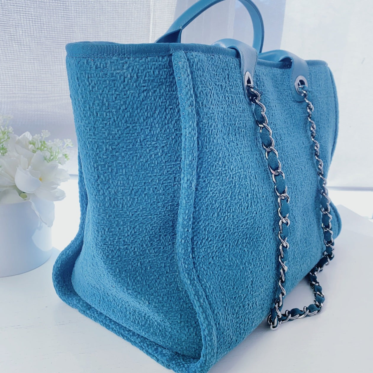 CHANEL GREEN WOVEN VELOUR DEAUVILLE TOTE MEDIUM