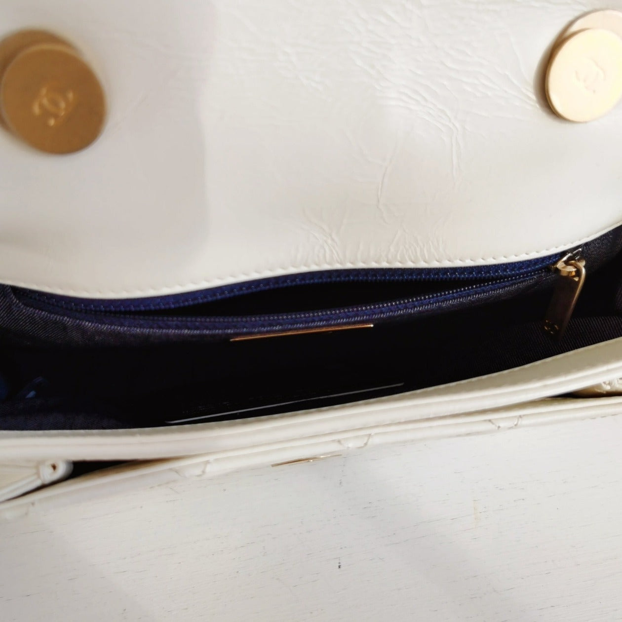 CHANEL Crinkled Calfskin Rope Flap White