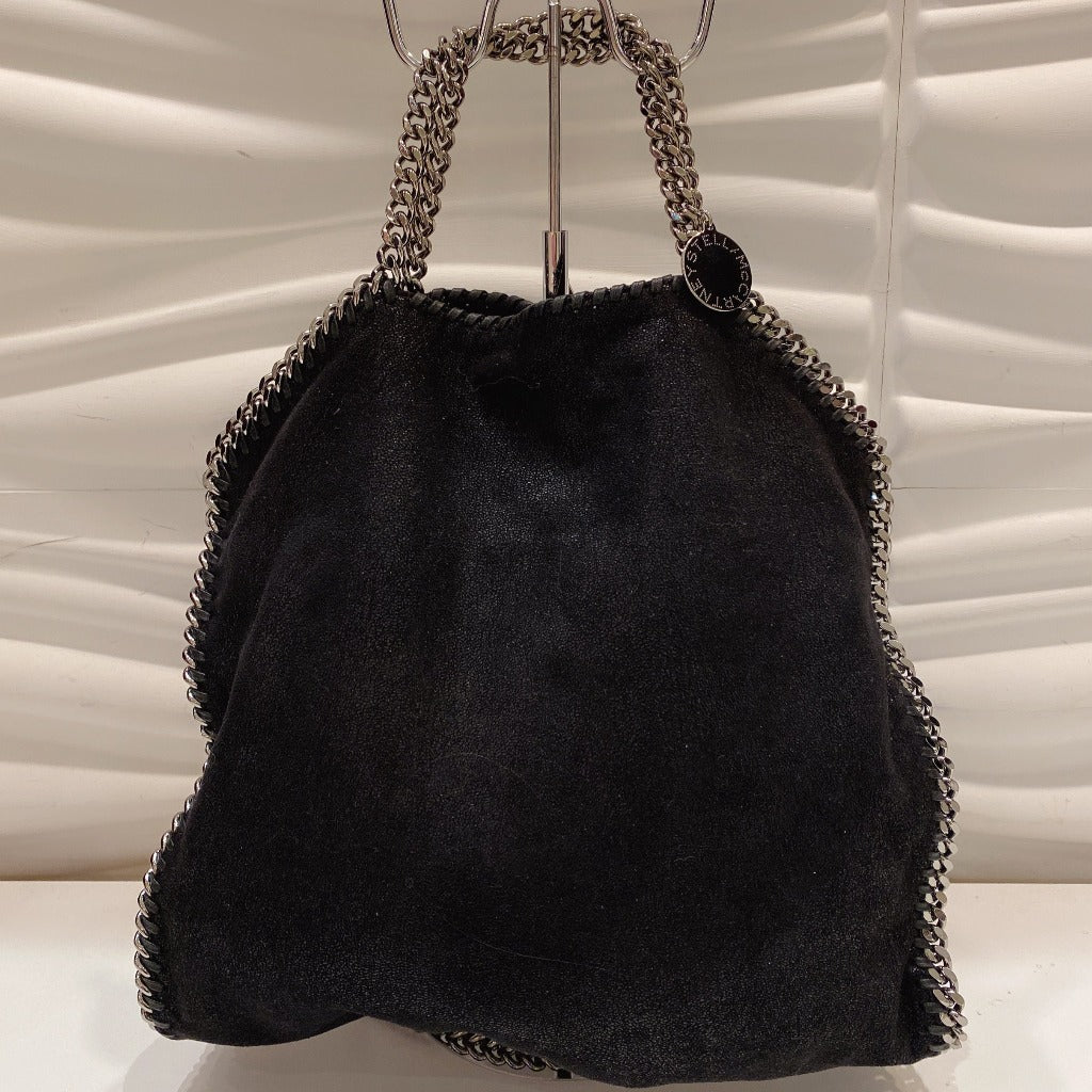 STELLA MCCARTNEY Black Chain Tote
- luxhub.ca