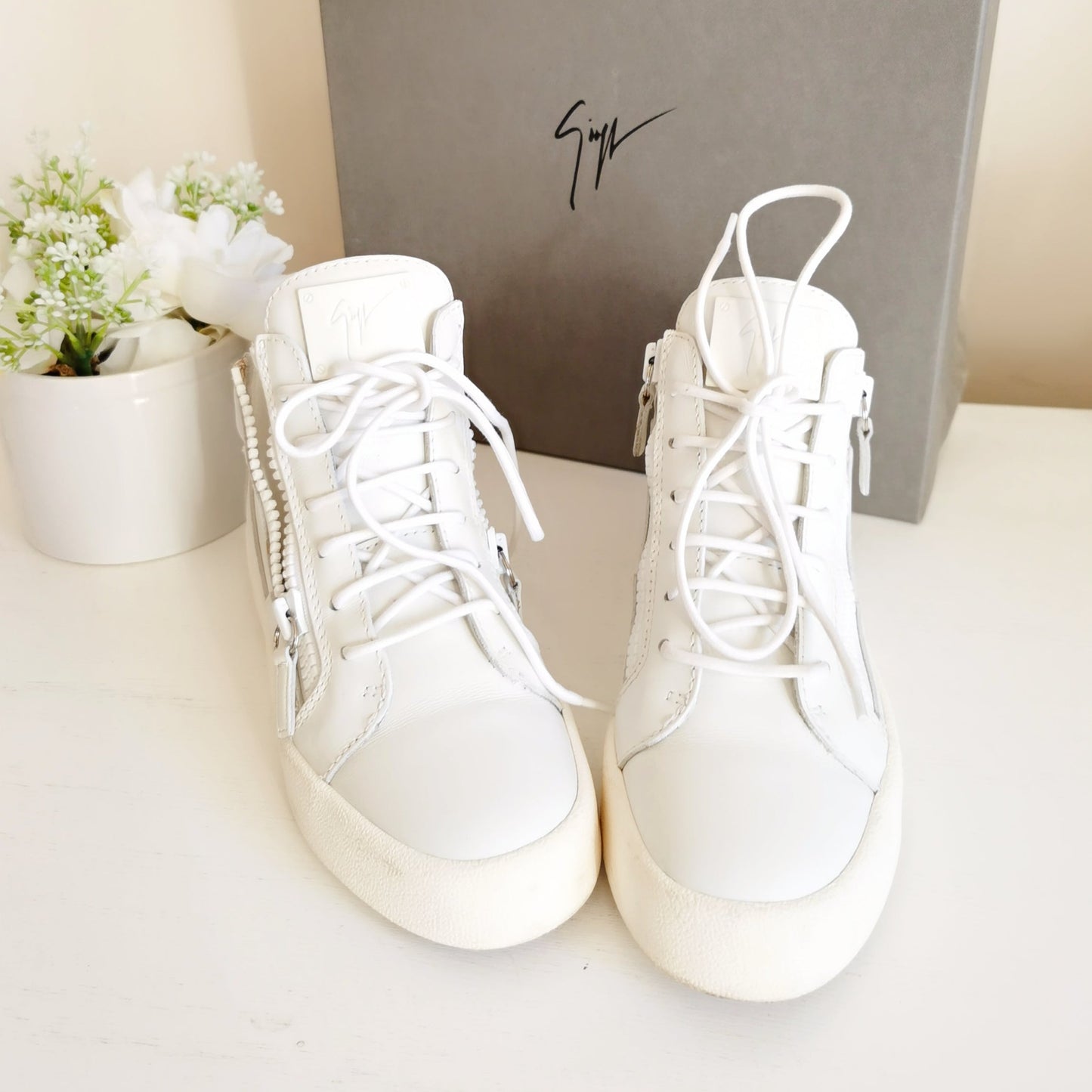 Giuseppe Zanotti Kriss Mid Top Sneaker White Size37.5