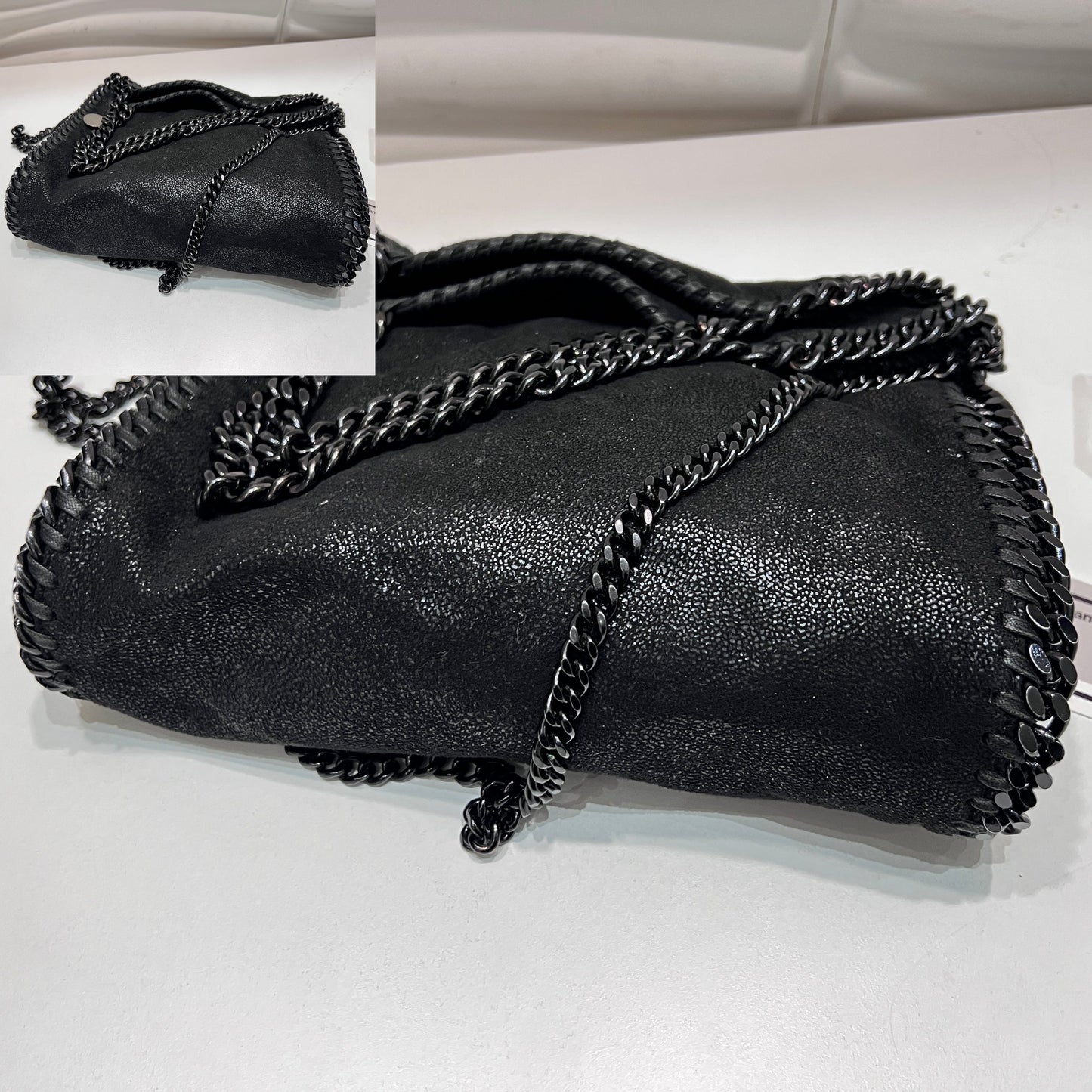 STELLA MCCARTNEY Black chain tote
- luxhub.ca