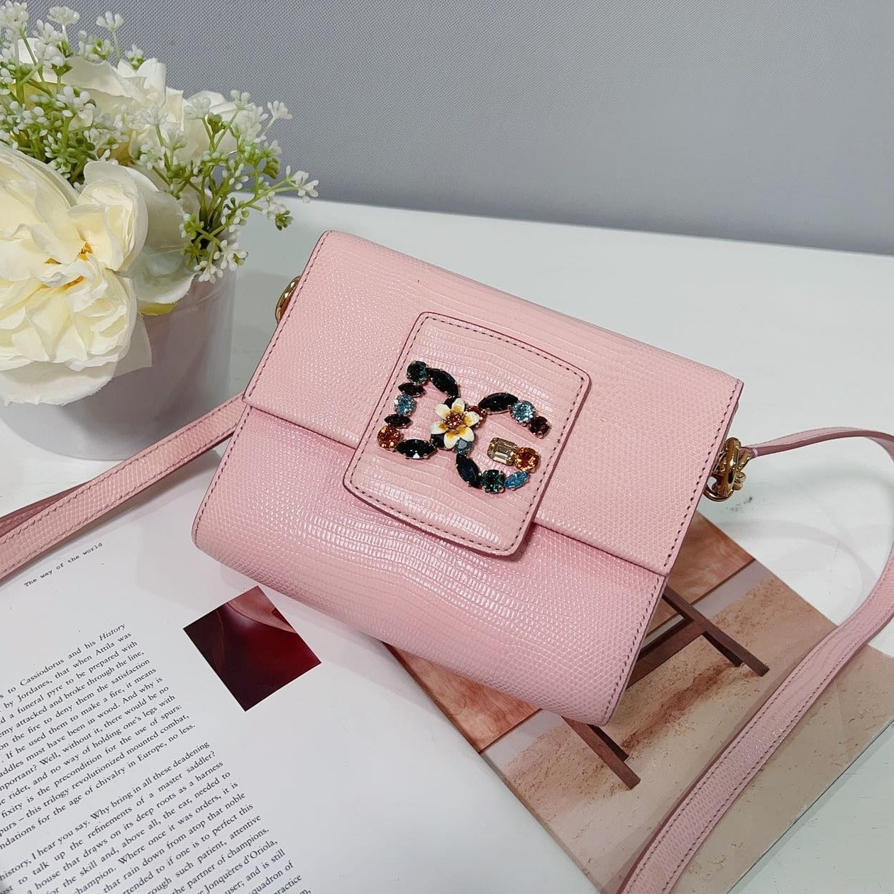 DOLCE & GABBANA DG Millennials mini crossbody bag Rose pink