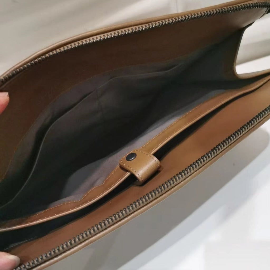 Bottega Veneta Mens Veneta Clutch - luxhub.ca