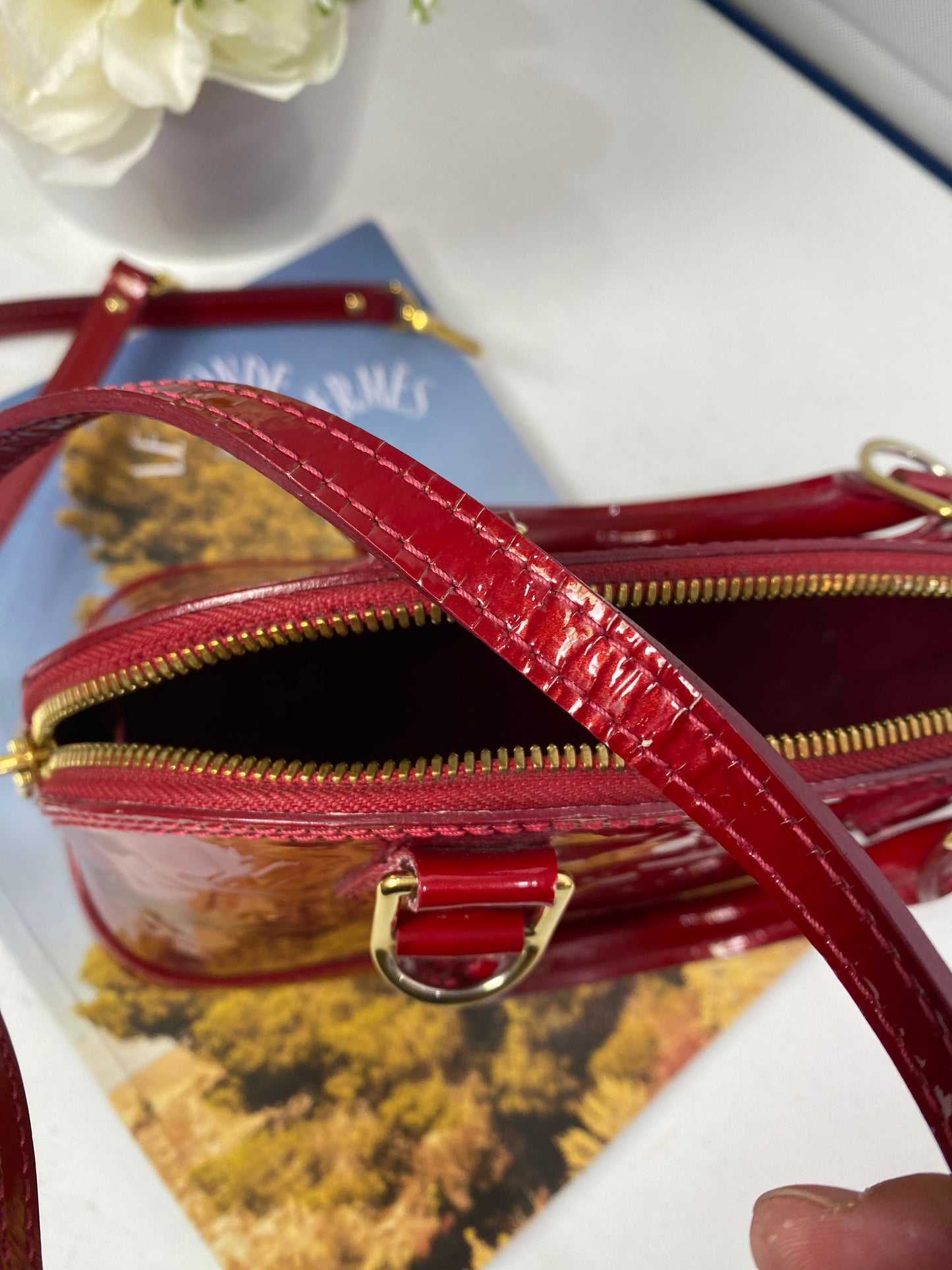 Louis Vuitton Vernis Alma BB Pomme d'Amour red - luxhub.ca