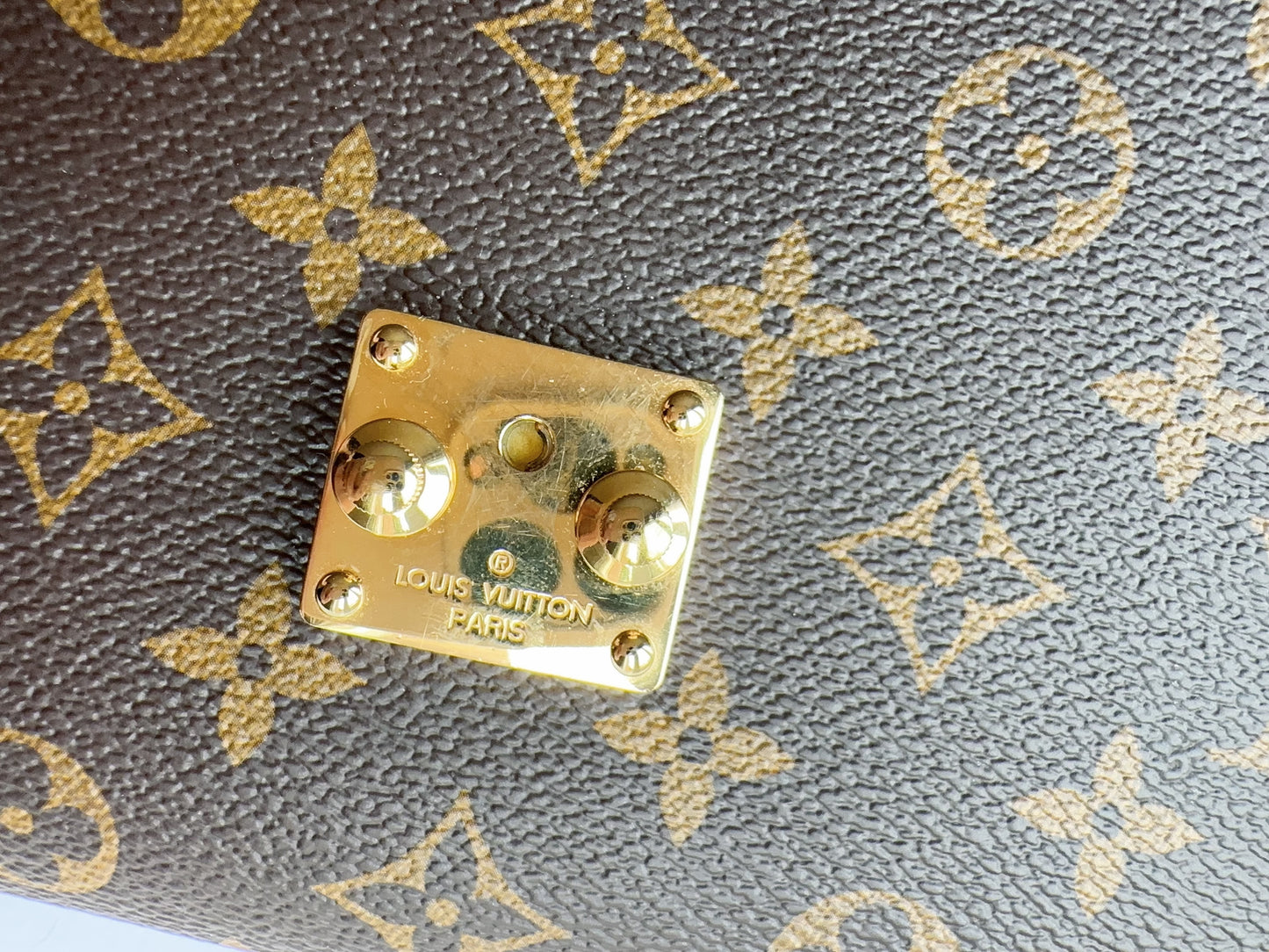 Louis Vuitton monogram Pochette Métis