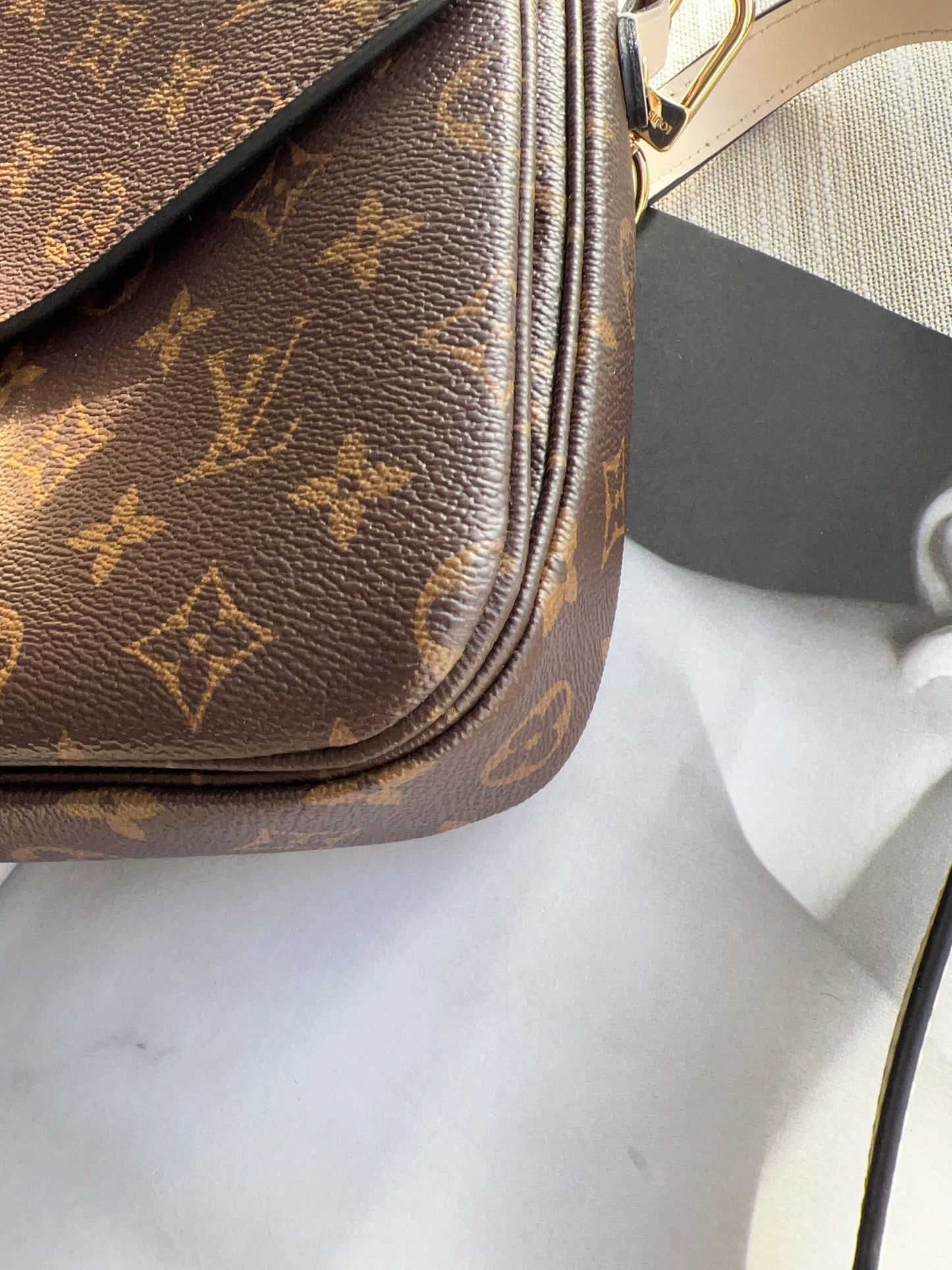 Louis Vuitton Monogram Pochette Métis 2020