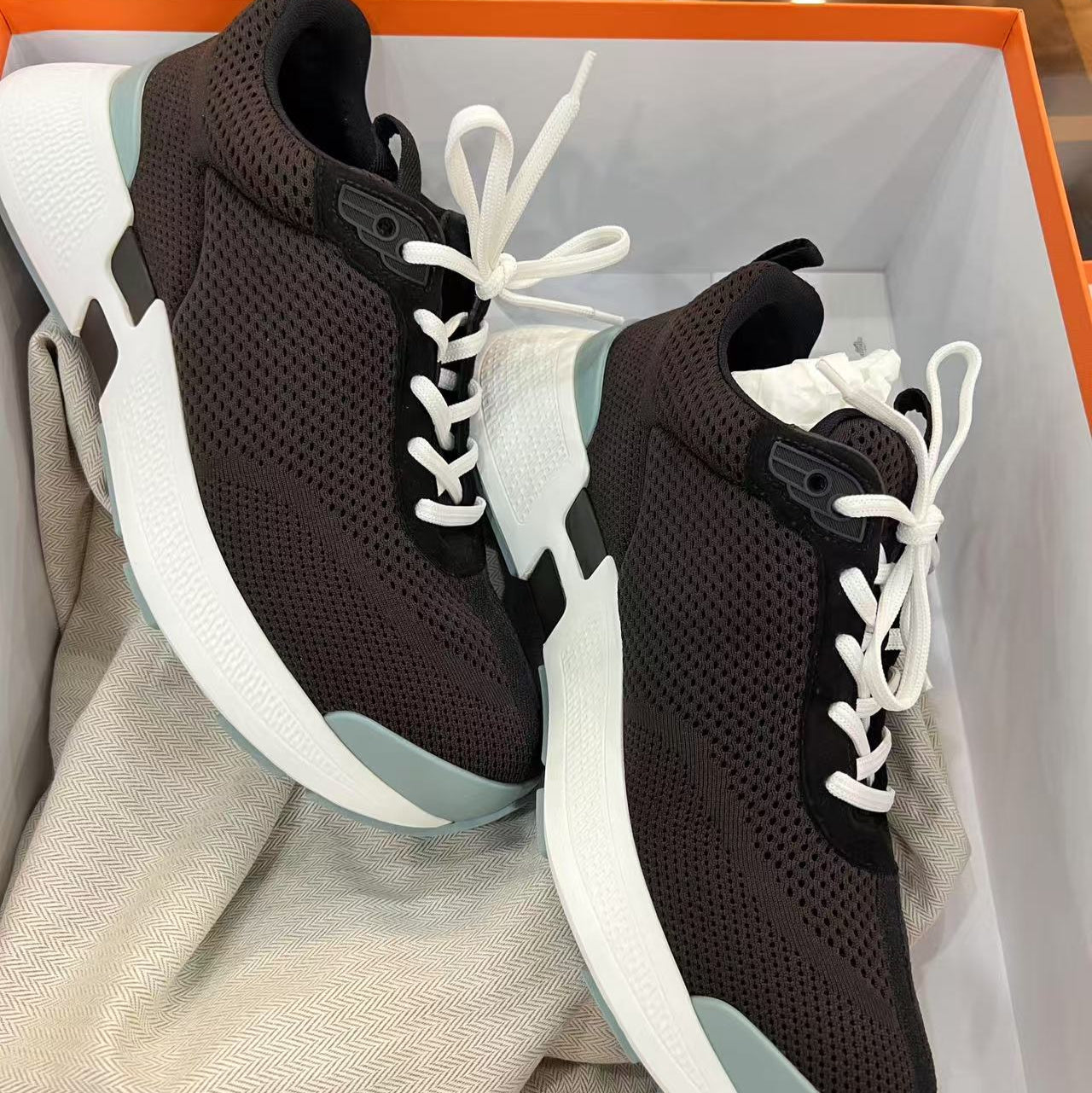 Hermes Heros sneaker Black Size40