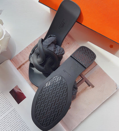 Hermès Black Aloha Rubber Slide Sandals Size40 New