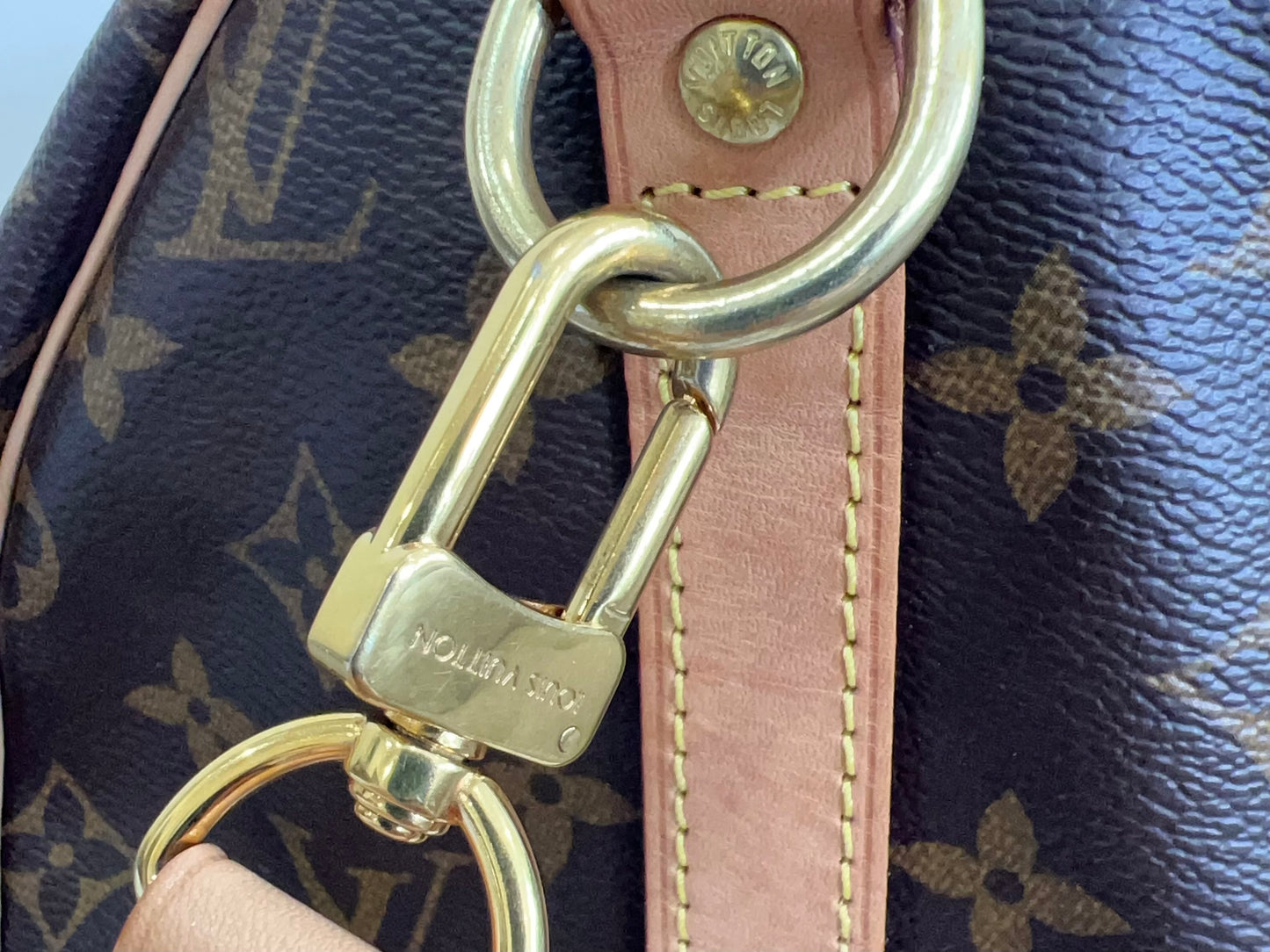 Louis Vuitton Monogram Speedy Bandoulière 30