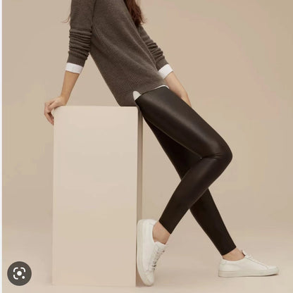 Aritzia Wilfred Free Daria Pant/Legging