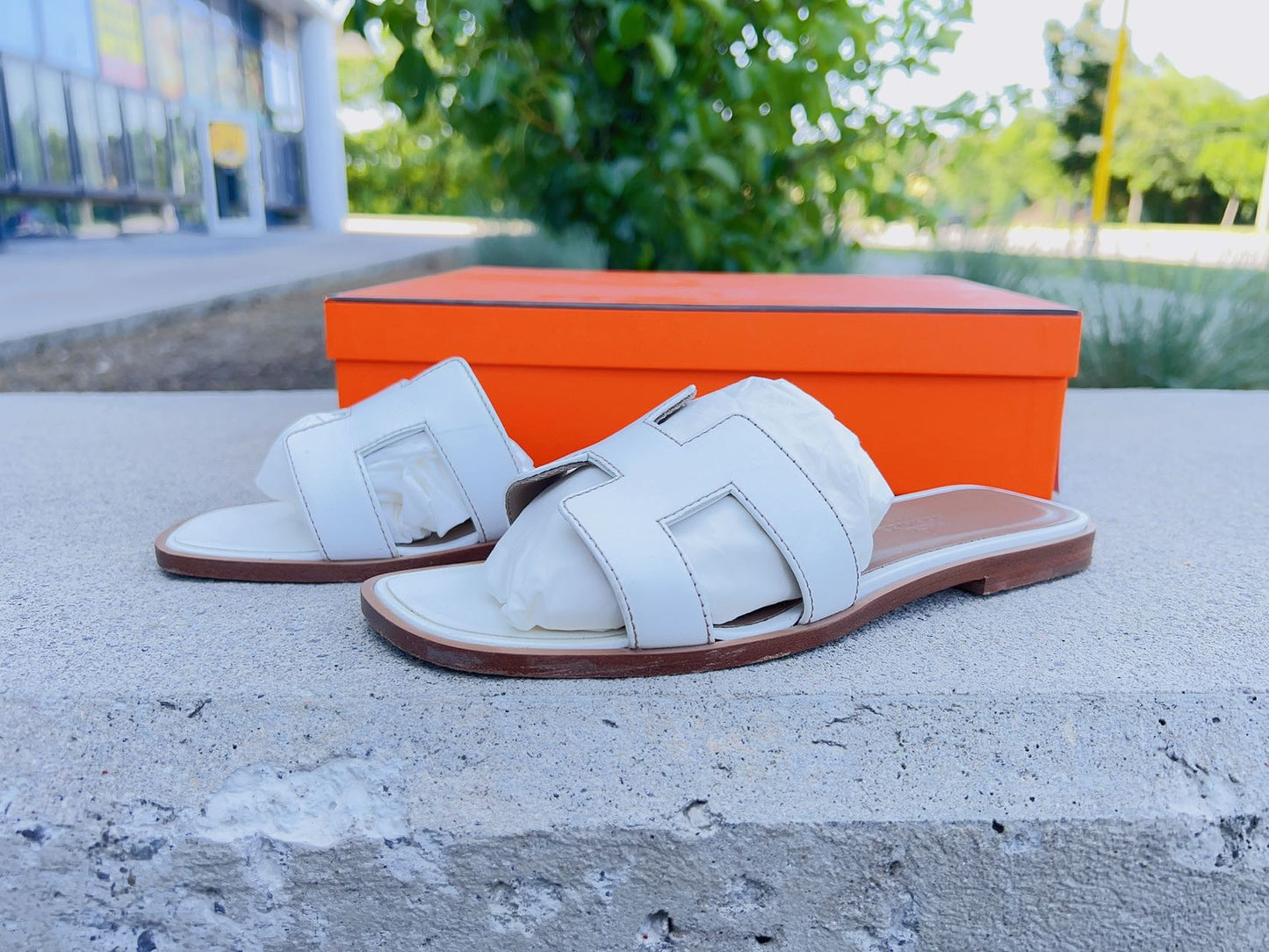 Hermes Oran Slides Size35