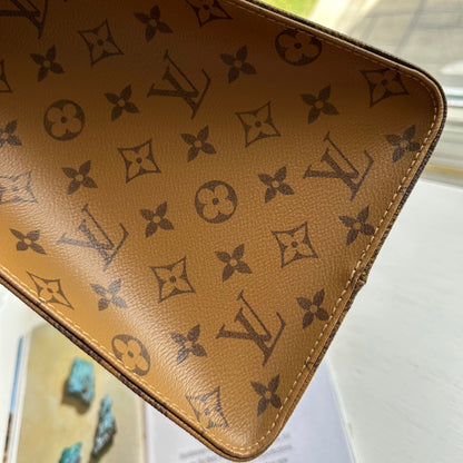 Louis Vuitton Reverse Monogram Giant Onthego GM Bag