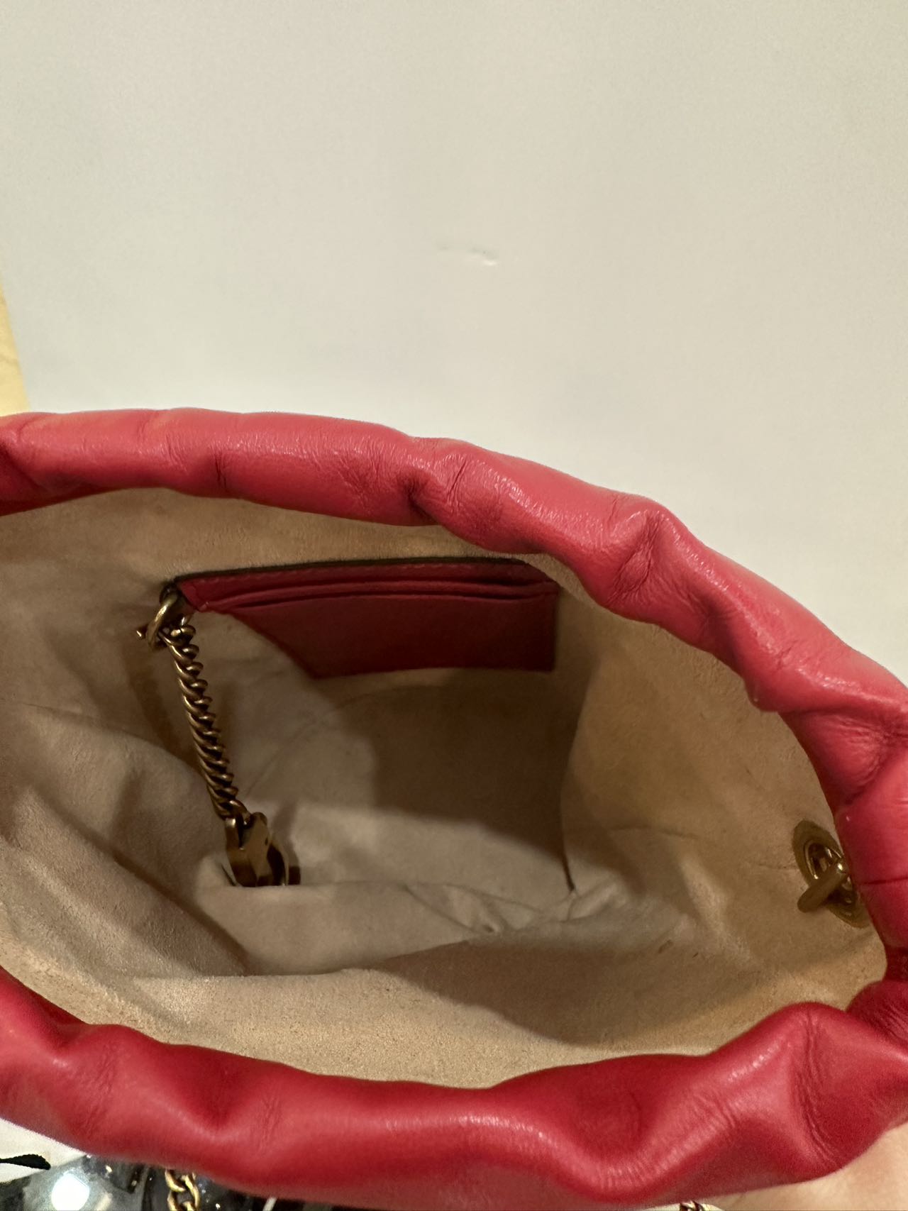 Gucci GG Marmont Mini Bucket Bag Red