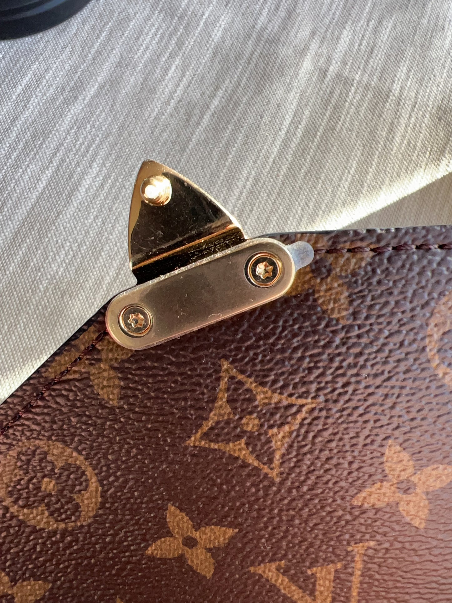 Louis Vuitton Monogram Pochette Métis 2020